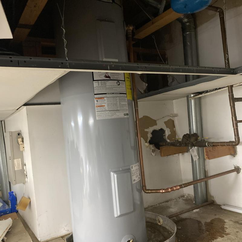 Light commercial water heater with new copper piping Light commercial water heater with new copper piping