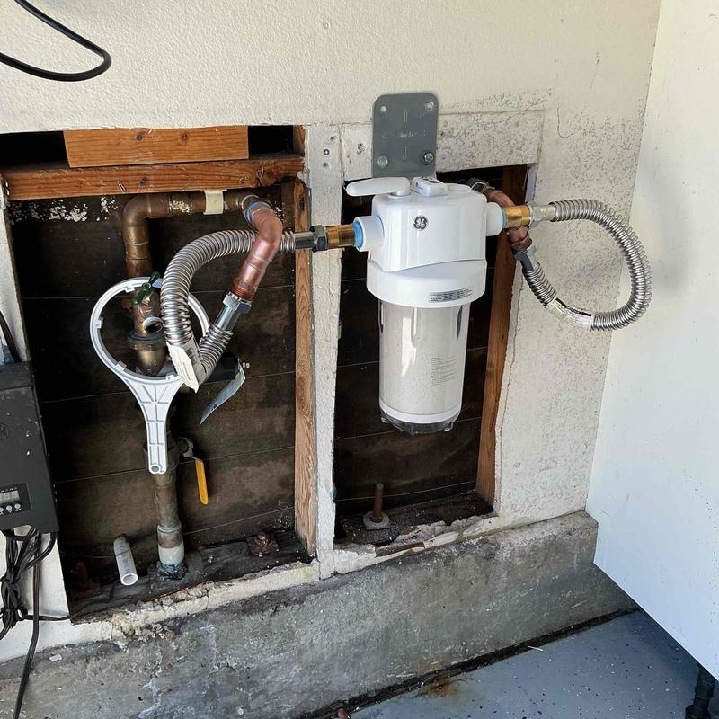 Water softener filter with copper and flexible piping