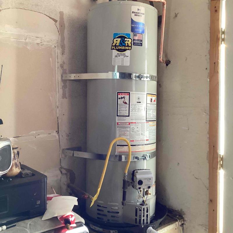 Bradford White 50-gallon water heater installed