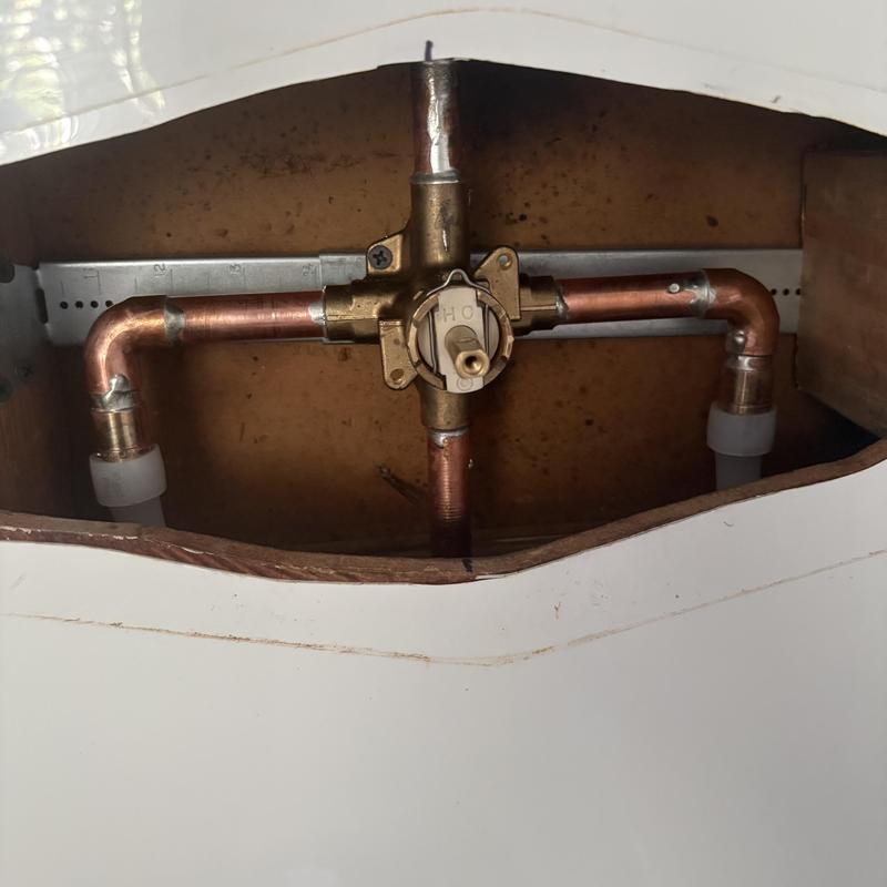 Moen shower valve with copper piping installation Moen shower valve with copper piping installation