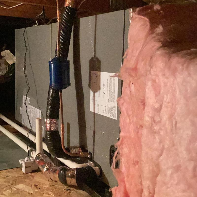 5 ton heat pump unit with insulated refrigerant lines