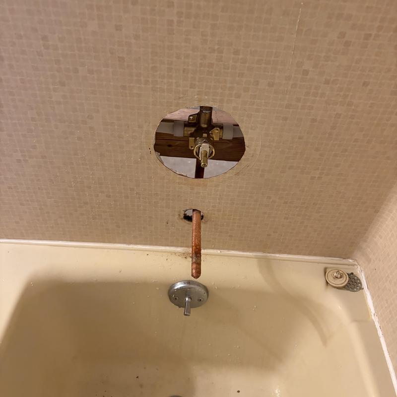 Shower valve plumbing and copper pipe repair Shower valve plumbing and copper pipe repair
