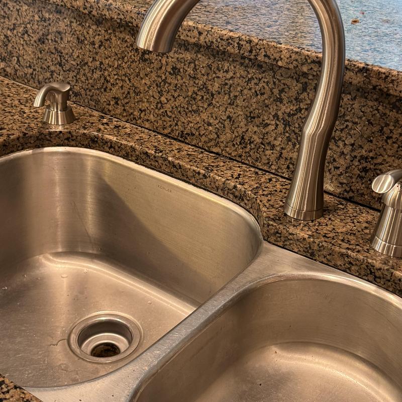 Kitchen sink faucet and granite countertop installation