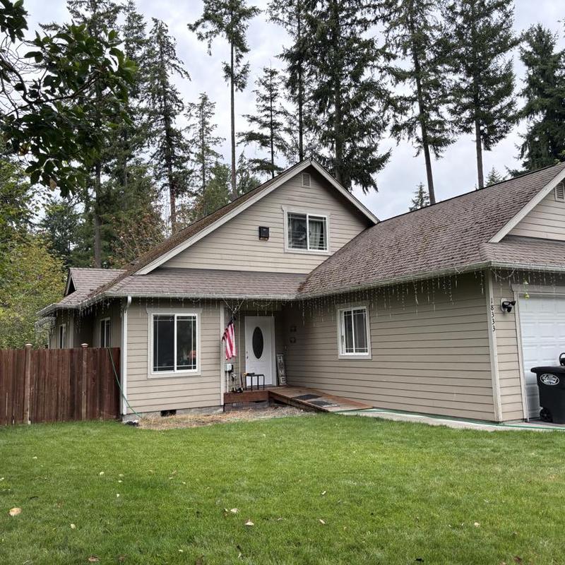 Asphalt shingle roof on residential house in Hayden, ID