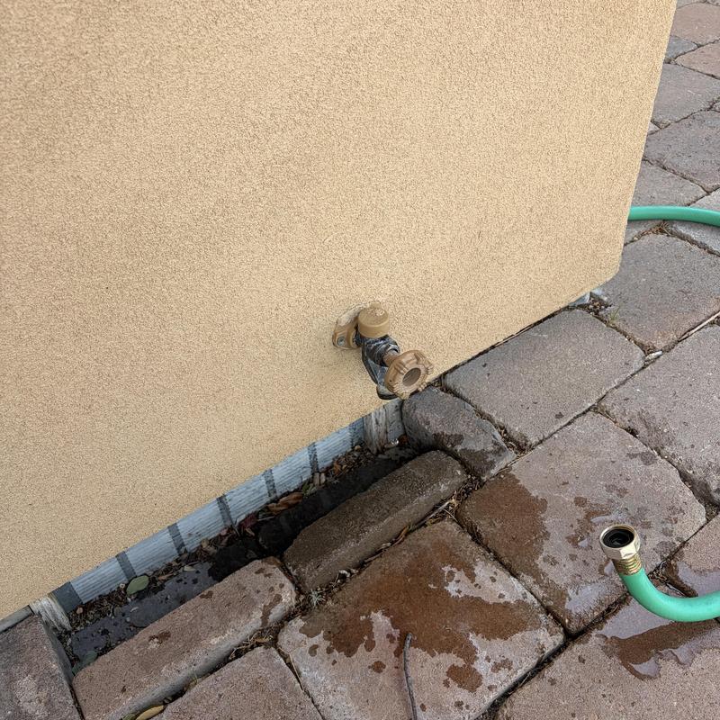 Hose bib replacement with water hose and no leaks Hose bib replacement with water hose and no leaks