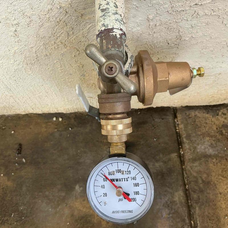 1-inch pressure regulator with pressure gauge installation