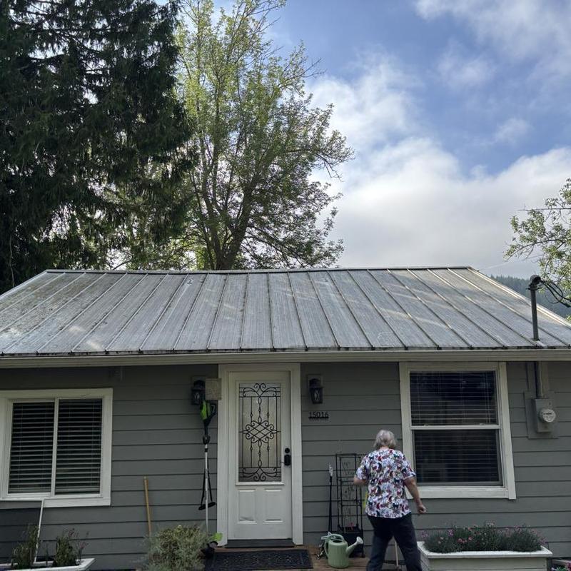 Gutter system issue at single-story home exterior