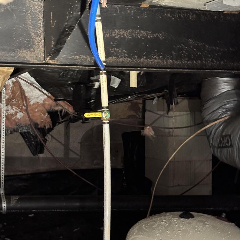 Frost proof hose bib installation with valve in crawlspace Frost proof hose bib installation with valve in crawlspace