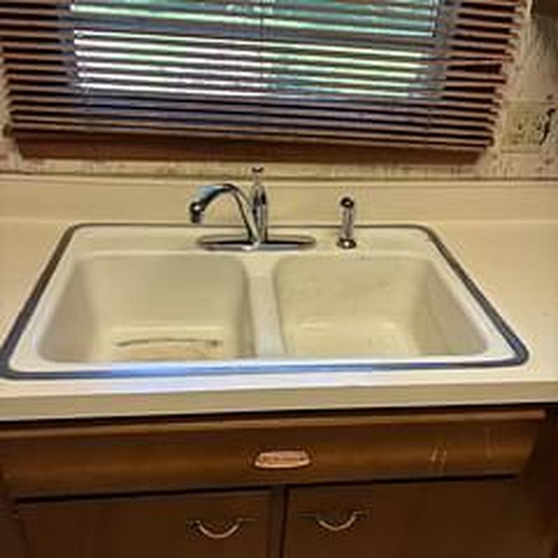 Kitchen faucet and dual basin sink installation Kitchen faucet and dual basin sink installation