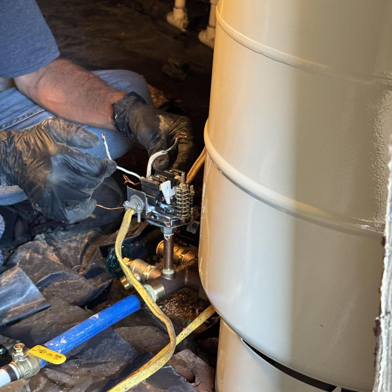 Well pressure tank wiring replacement in basement Well pressure tank wiring replacement in basement