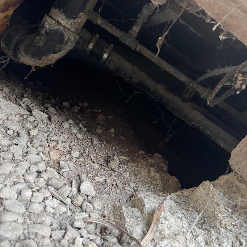 Galvanized plumbing pipes in crawl space repipe prep Galvanized plumbing pipes in crawl space repipe prep