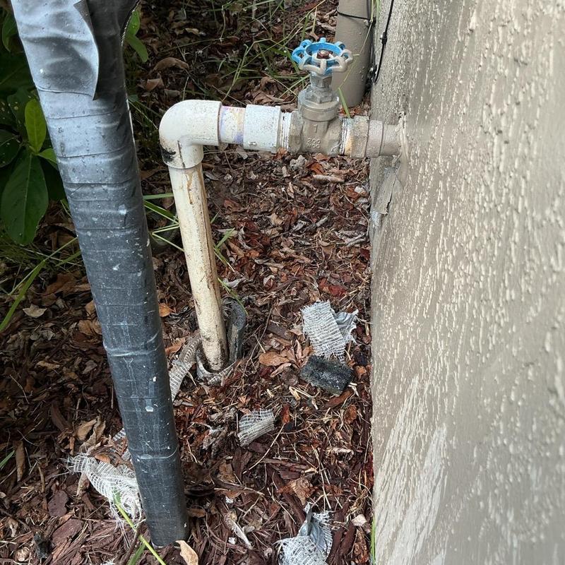 Isolation valve on outdoor water pipe, no leak detected Isolation valve on outdoor water pipe, no leak detected