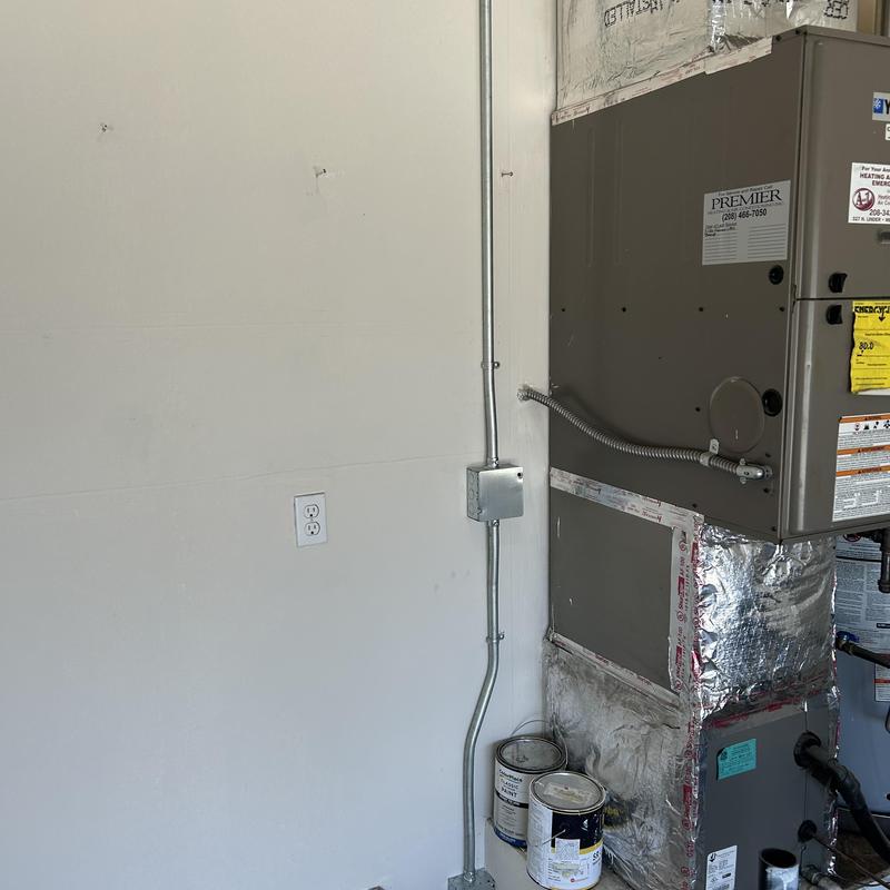 Dedicated 120V 20A bedroom receptacle and wiring installation Dedicated 120V 20A bedroom receptacle and wiring installation