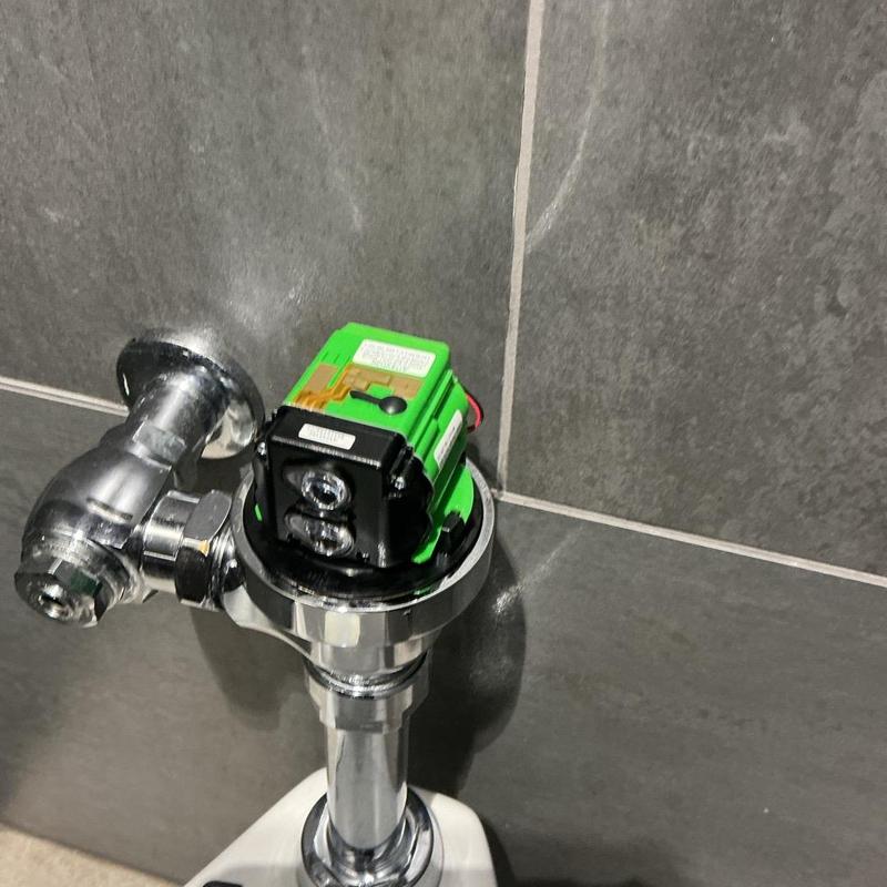 Toilet flush sensor replacement on chrome flush valve