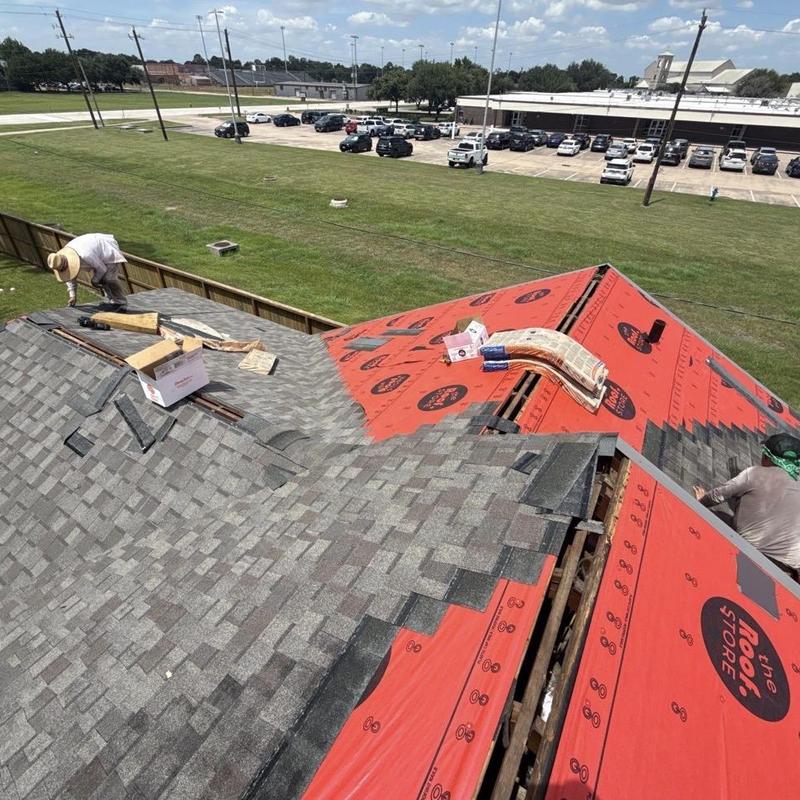 CertainTeed ClimateFlex roof shingle installation in Pearland