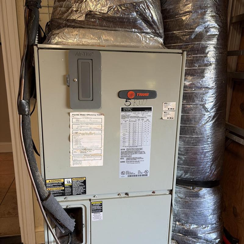 Trane HVAC air handler unit with duct insulation Trane HVAC air handler unit with duct insulation
