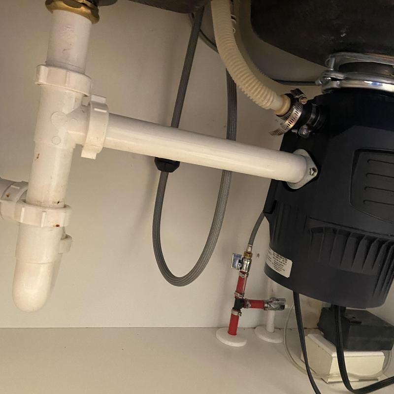 Kitchen sink drain pipes and garbage disposal installation Kitchen sink drain pipes and garbage disposal installation