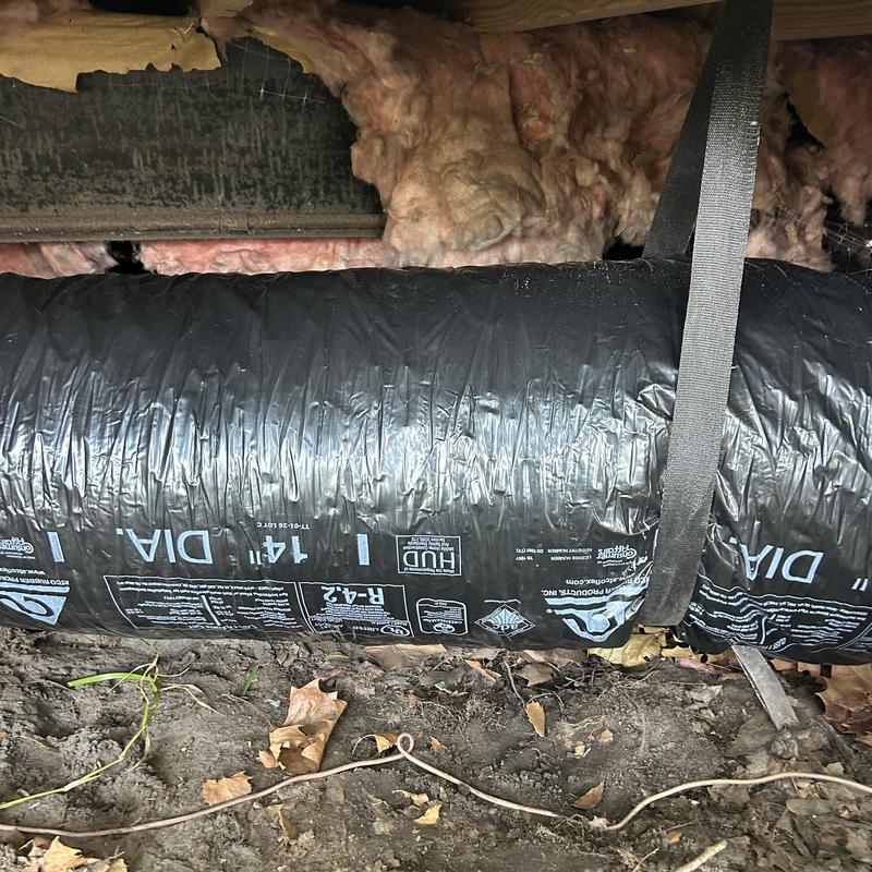 Main return trunk duct installation with insulation Main return trunk duct installation with insulation