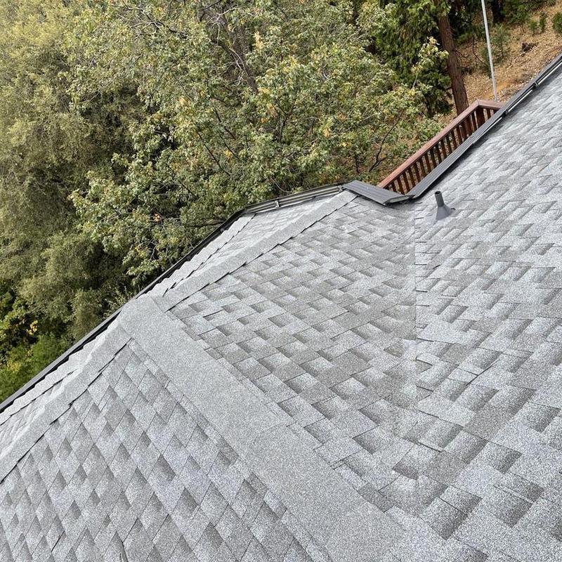GAF asphalt shingle roof installation on cabin