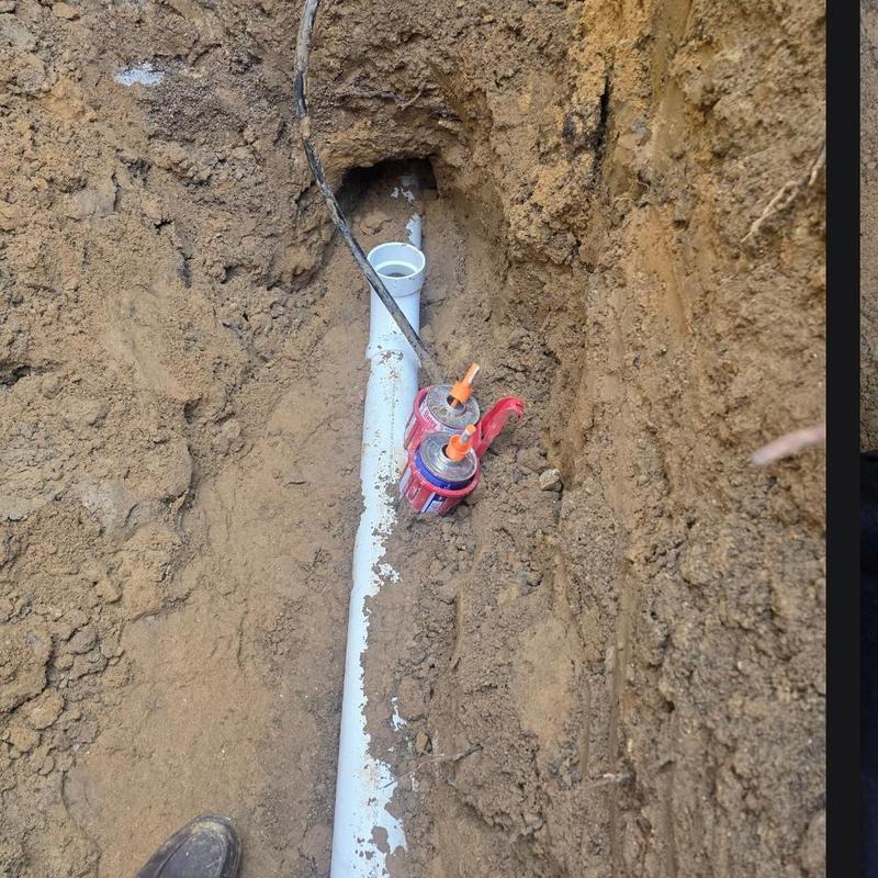 Sewer pipe replacement with fusion tool in trench