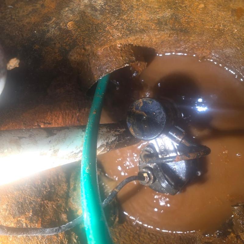 Drain tile hydro jetting and debris clearing in Waterford