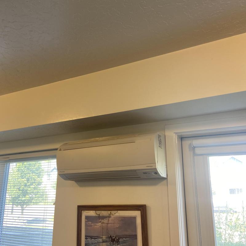 Mini split air conditioner unit mounted indoors Mini split air conditioner unit mounted indoors
