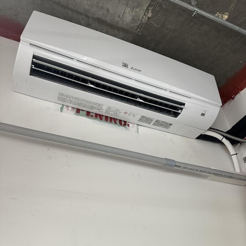 Mini split air conditioner unit installed in medical facility Mini split air conditioner unit installed in medical facility