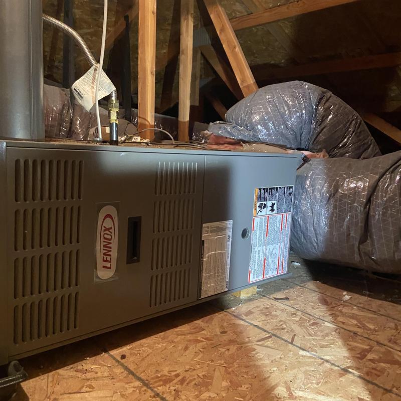 Lennox HVAC furnace and insulated ductwork installation Lennox HVAC furnace and insulated ductwork installation