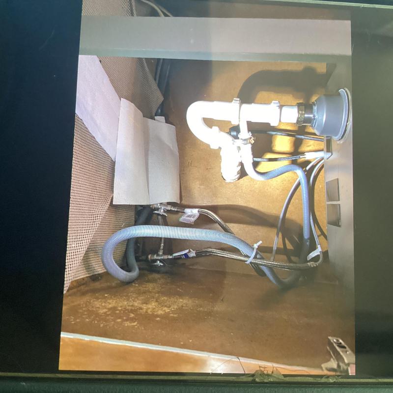 Kitchen sink drain pipes and dishwasher hose installation