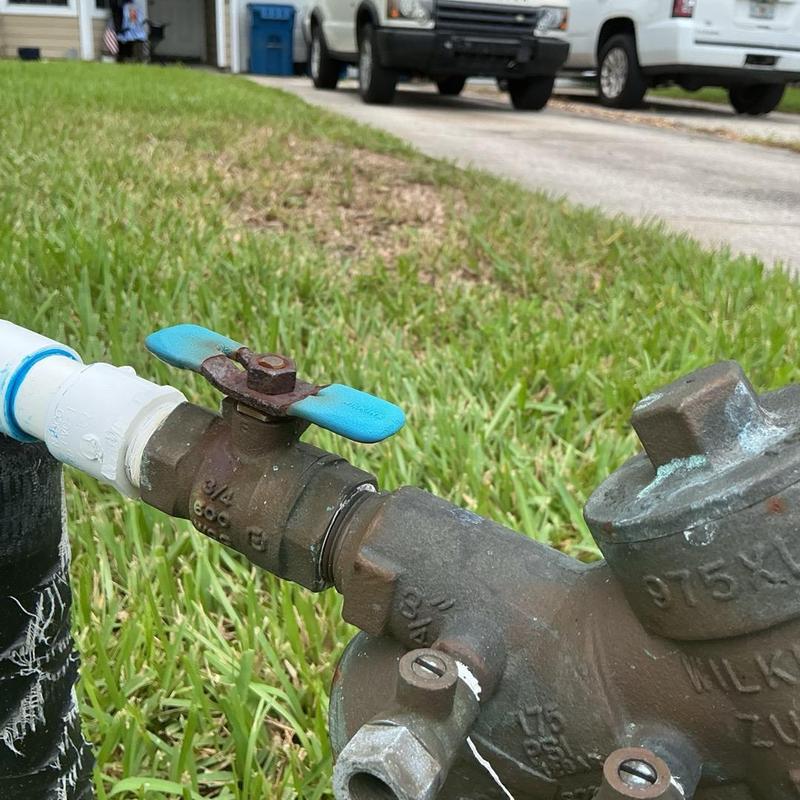 3/4 inch backflow preventer valve with PVC pipe connection