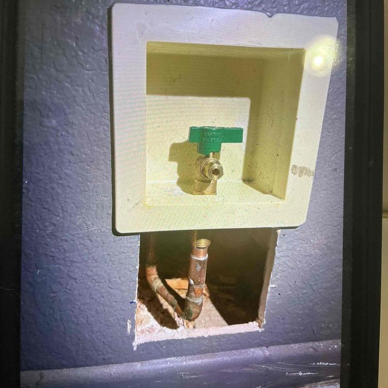 Ice maker valve and box installation inside wall cavity Ice maker valve and box installation inside wall cavity