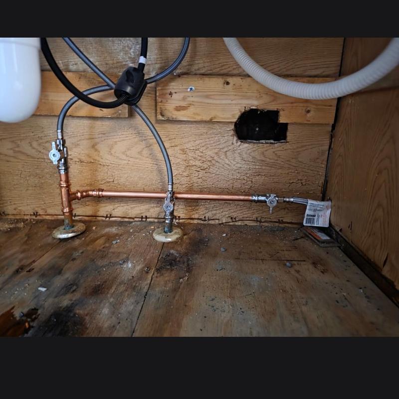 Copper water supply lines with shutoff valves installation