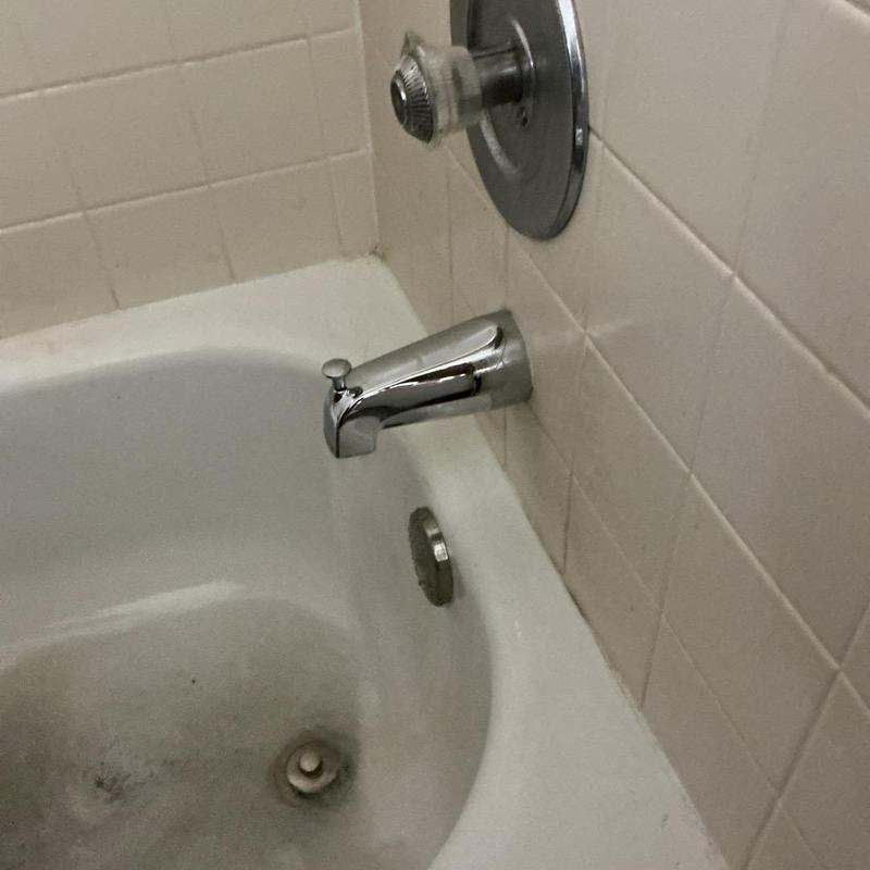 Shower faucet and valve in bathtub corner
