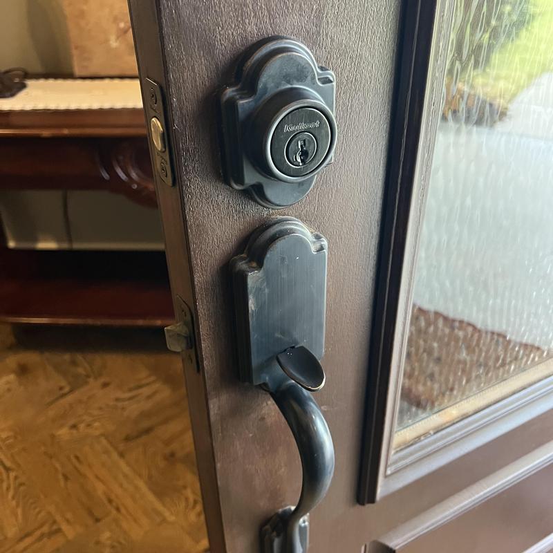 Deadbolt lock and door handle rekey on front door Deadbolt lock and door handle rekey on front door