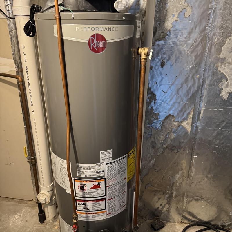 40 gal Rheem power vent water heater with copper piping 40 gal Rheem power vent water heater with copper piping