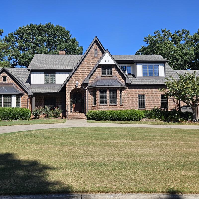 Brick exterior siding on residential home in Raleigh, NC