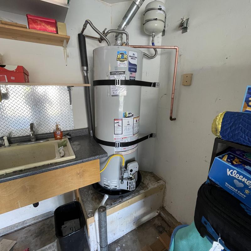 Bradford White 50-gallon gas water heater installation