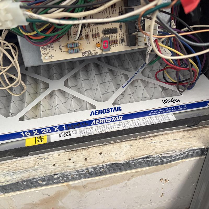 Gas furnace air filter replacement inside blower compartment Gas furnace air filter replacement inside blower compartment