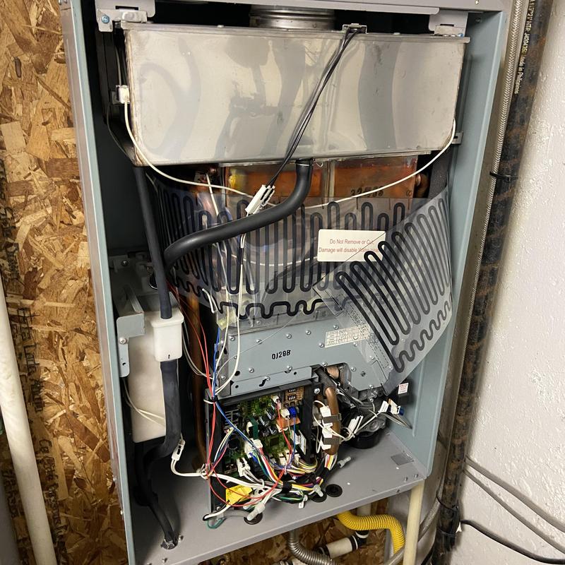 Furnace control board and wiring inside unit Furnace control board and wiring inside unit