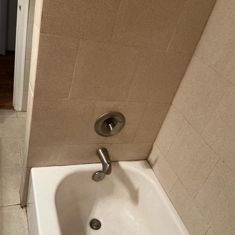 Kohler shower valve and tub spout installation Kohler shower valve and tub spout installation