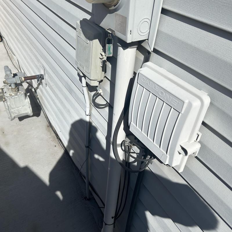 Cable One outdoor junction box and wiring installation Cable One outdoor junction box and wiring installation