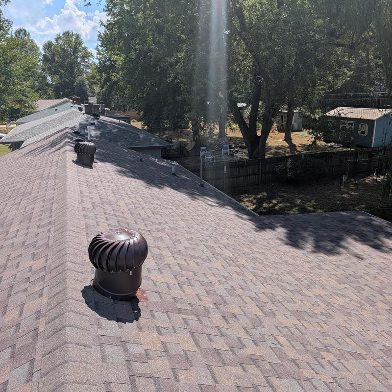 Owens Corning shingles roof with ridge vents and ventilation