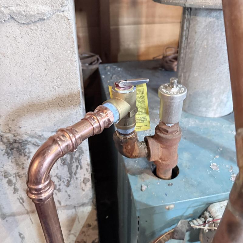 Boiler safety valve and copper piping system Boiler safety valve and copper piping system