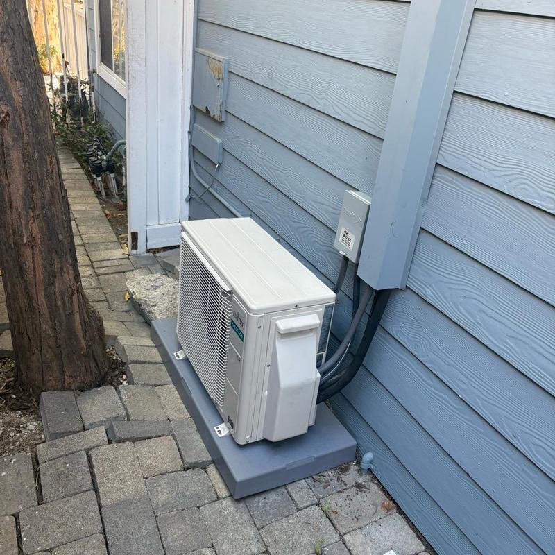 Fujitsu mini split outdoor condenser unit installation Fujitsu mini split outdoor condenser unit installation