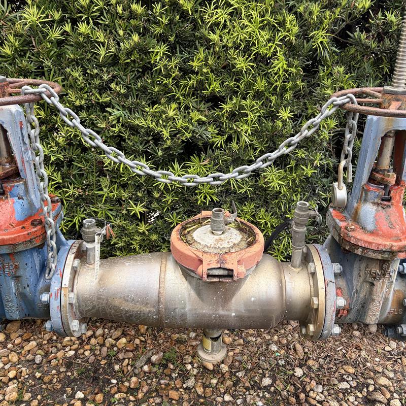 6” backflow valve with new OS&Y packing installation