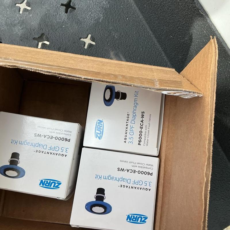 Zurn Aquavantage 3.5 GPF diaphragm kits in box Zurn Aquavantage 3.5 GPF diaphragm kits in box