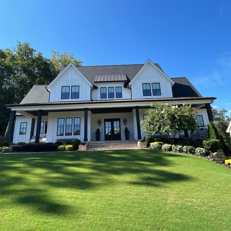CertainTeed Landmark PRO shingles on modern home roof