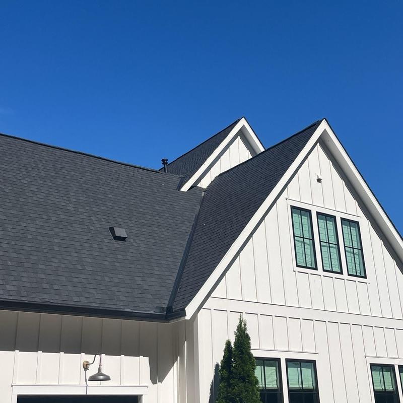 CertainTeed Landmark PRO shingles on new roof deck
