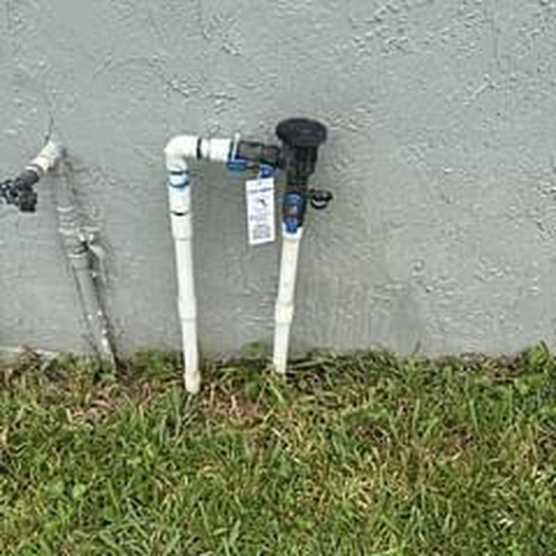 Wilkins 720A backflow preventer with certification tag