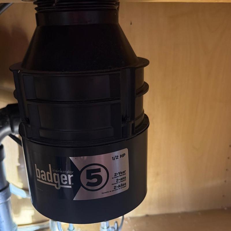 Garbage disposal unit under kitchen sink LAFAYETTE CO